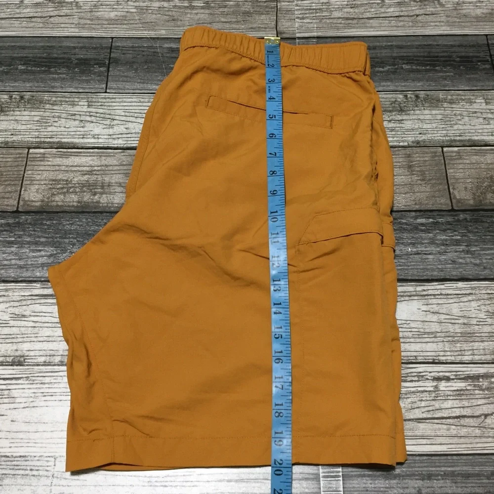 Uniqlo Belted Hiking Cargo Shorts Men’s XL Orange Yellow (Inseam 8)